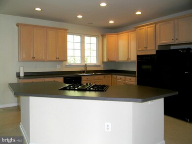 12644 Heron Ridge Dr, Fairfax, VA 22030 - photo 7