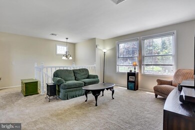 4854 Springtop Dr, Harrisburg, PA 17111 - photo 6