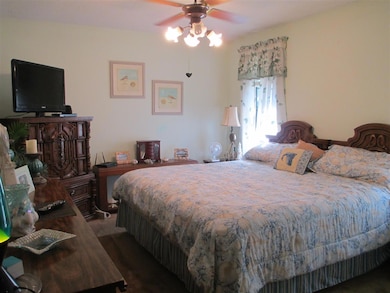 12 Roland Harvey Rd, Crawfordville, FL 32327 - photo 5