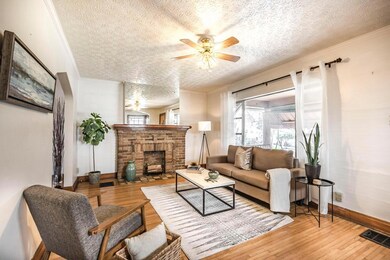 1194 Wilson Ave10
