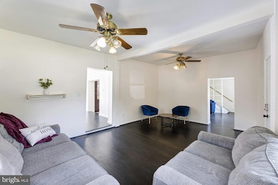 4200 Allison Cir, Fairfax, VA 22030 - photo 2