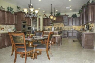 Everything is sparkling and shining in this kitche