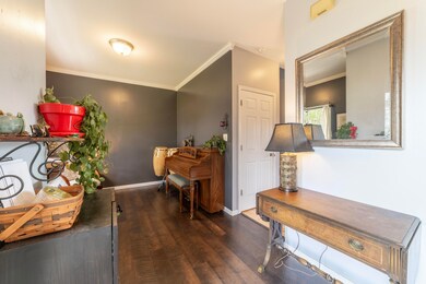 1442 Rhett Ct, Schererville, IN 46375 - photo 6