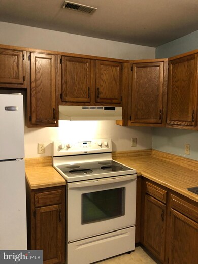 200 Surry Ln, Stafford, VA 22556 - photo 2