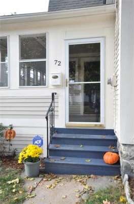 72 Beacon St, Lowell, MA 01850 - photo 2