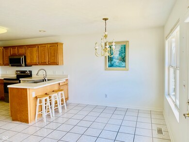 4414 Princeton Park Dr, Columbus, IN 47201 - photo 7