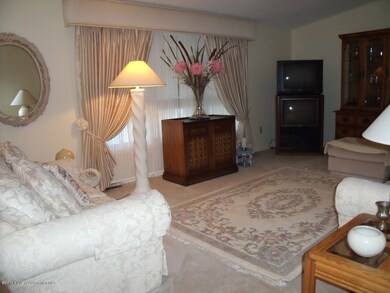 704 W Elm St, Scranton, PA 18504 - photo 7