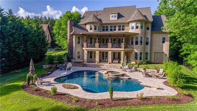 Enjoy entertaining family and friends in the resor