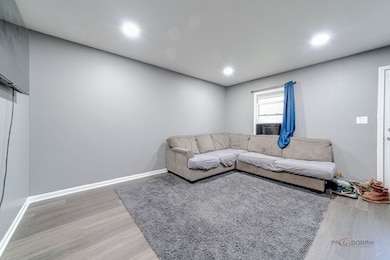 unlisted-address, Zion, IL 60099 - photo 5