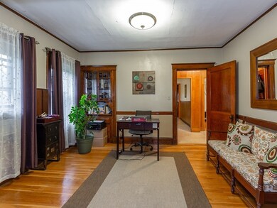 137 Taylor St, Malden, MA 02148 - photo 4