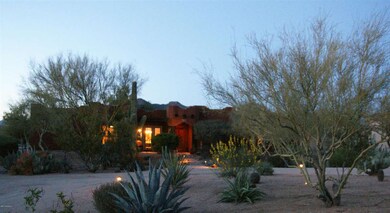 Desert front lanscaping w/curb appeal
