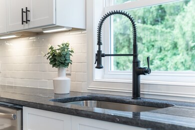 43 Fuller Rd, Palmer, MA 01069 - photo 4