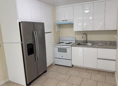 22210 SW 116th Ave unit A, Miami, FL 33170 - photo 3