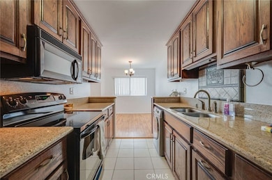 5400 Newcastle Ave unit 56, Encino, CA 91316 - photo 4