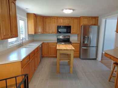 37 Naves Rd, Hampton, NH 03842 - photo 4