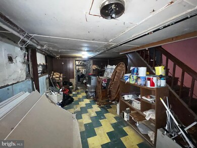 3917 Colborne Rd, Baltimore, MD 21229 - photo 7