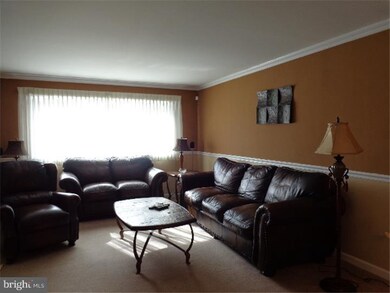 314 Peachtree Dr, Jenkintown, PA 19046 - photo 5