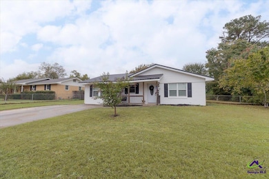 216 Self St, Warner Robins, GA 31088 - photo 3