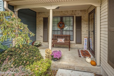 PRIVATE COVERED FRONT PORCH