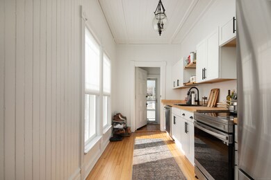 362 Lime Rock Rd unit B, Lakeville, CT 06039 - photo 3