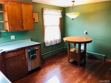 310 Drake Dr, North Tonawanda, NY 14120 - photo 5