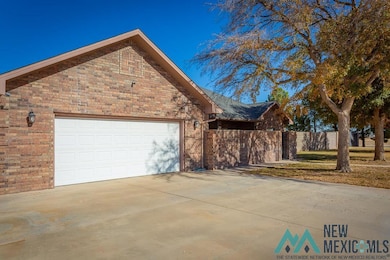 2602 Fairway Dr, Artesia, NM 88210 - photo 2