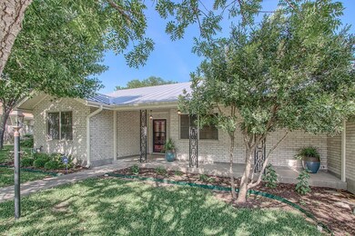 126 Frederick Rd, Fredericksburg, TX 78624 - photo 3