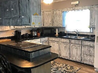 1101 W Ogara St, Harrisburg, IL 62946 - photo 7