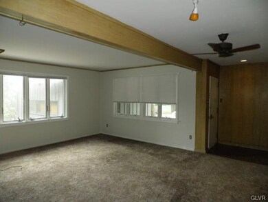 313 N Ott St unit 319, Allentown, PA 18104 - photo 2
