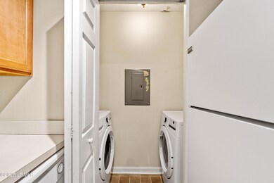 301 Plantation Point-20