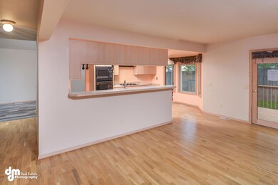 Living Room_9250-FULL