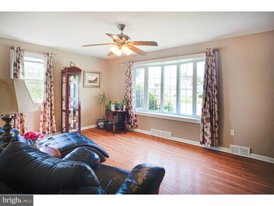 3405 Nathan Ave, Brookhaven, PA 19015 - photo 4