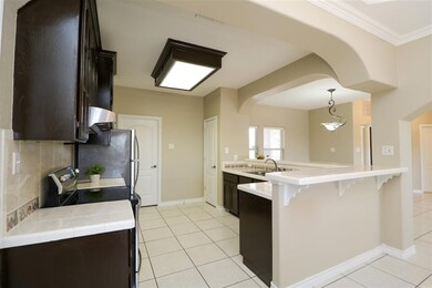 503 Scissor Trail Cir, Laredo, TX 78045 - photo 5