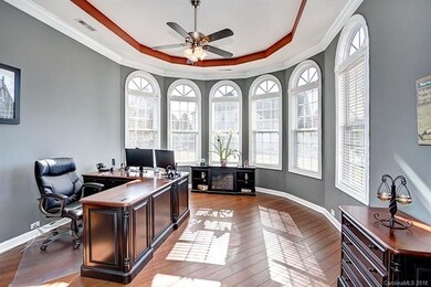 Naturally bright office or sitting room