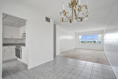 Horizon House Condominiums unit 804, Fort Lauderdale, FL 33304 - photo 6