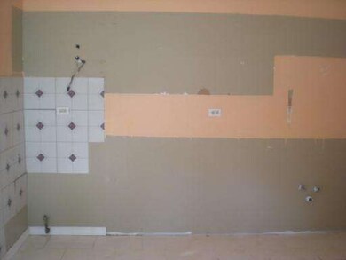 204 Granada Rd, Carpentersville, IL 60110 - photo 5