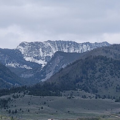 Sawtooth Mountain