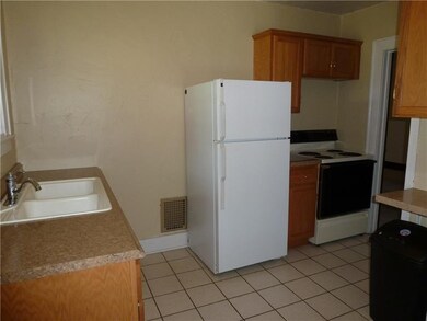 Lower unit kitchen