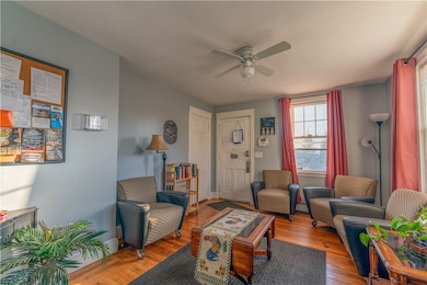 117 Silver Spring St, Providence, RI 02904 - photo 4