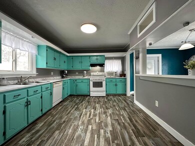 Full Kitchen View