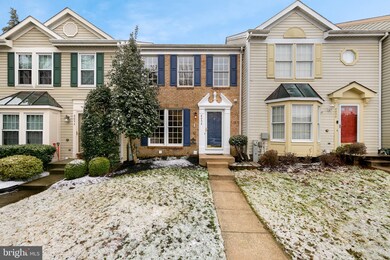 8052 Brightwood Ct, Ellicott City, MD 21043 - photo 2