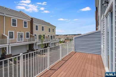 64 Parkside Ln, Teaneck, NJ 07666 - photo 5