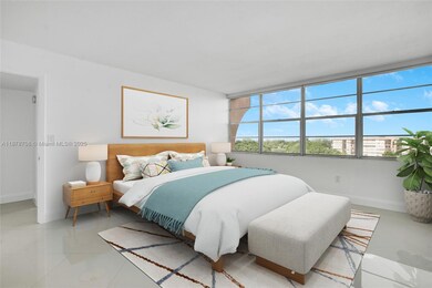 1100 Saint Charles Place unit PH5, Pembroke Pines, FL 33026 - photo 3