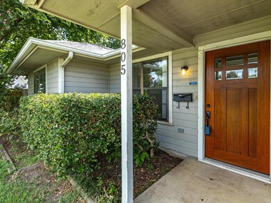 805 E Brown St, Ennis, TX 75119 - photo 5