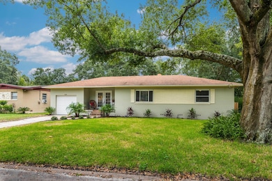 4615 Solandra Cir W, Jacksonville, FL 32210 - photo 2