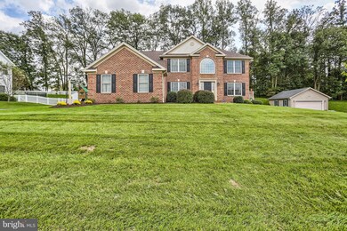 8 Devonshire Dr, Shrewsbury, PA 17361 - photo 2