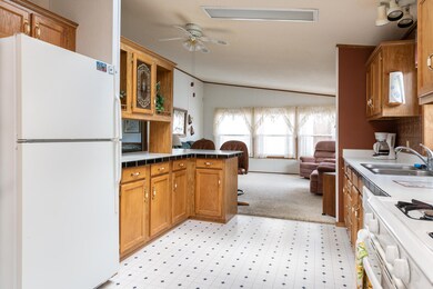 Kitchen to Family room