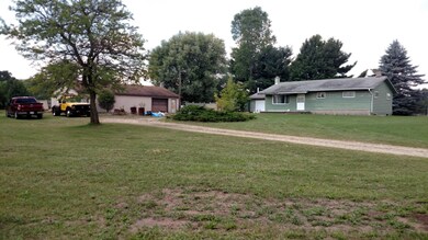 629 Lincoln Lake Ave SE, Lowell, MI 49331 - photo 5