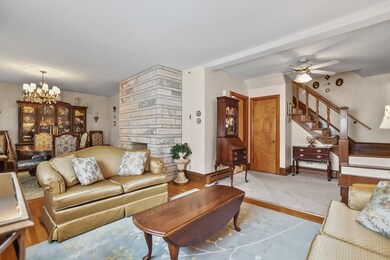 35 Myrtle St, Saugus, MA 01906 - photo 6