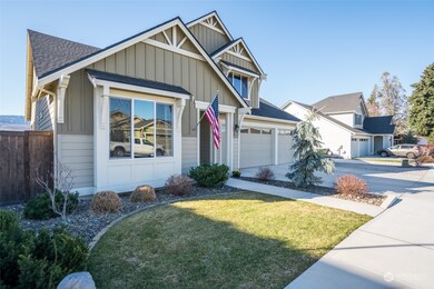 1748 S Blanchard Loop, East Wenatchee, WA 98802 - photo 3